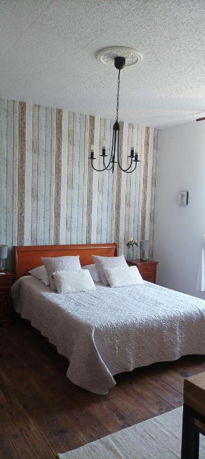 Montplaisir Bed and Breakfast Montendre Exteriör bild